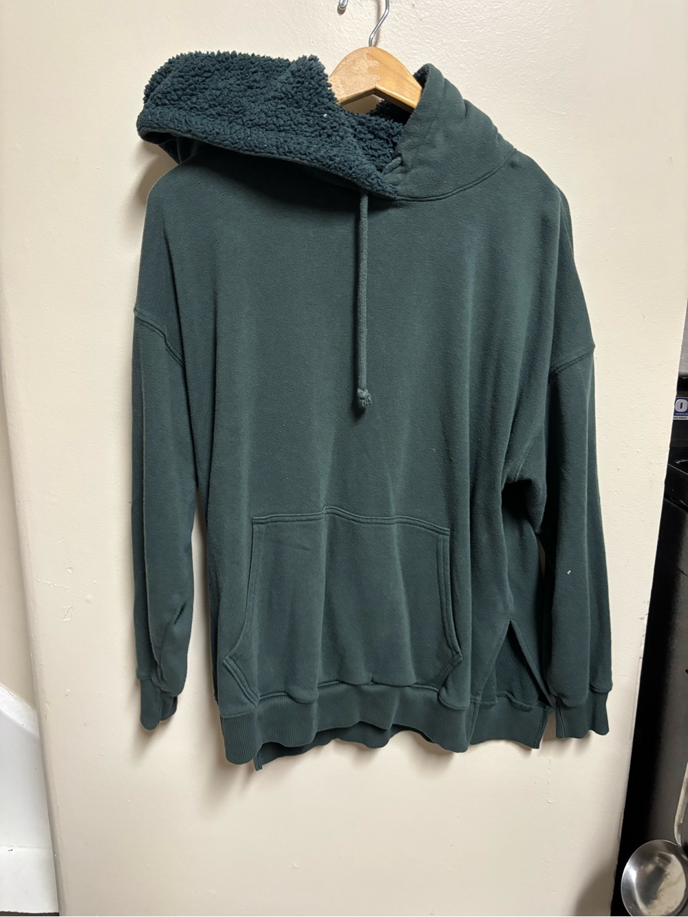 American Eagle Outfitters Olive Green Sherpa-Lined Crewneck Hoodie